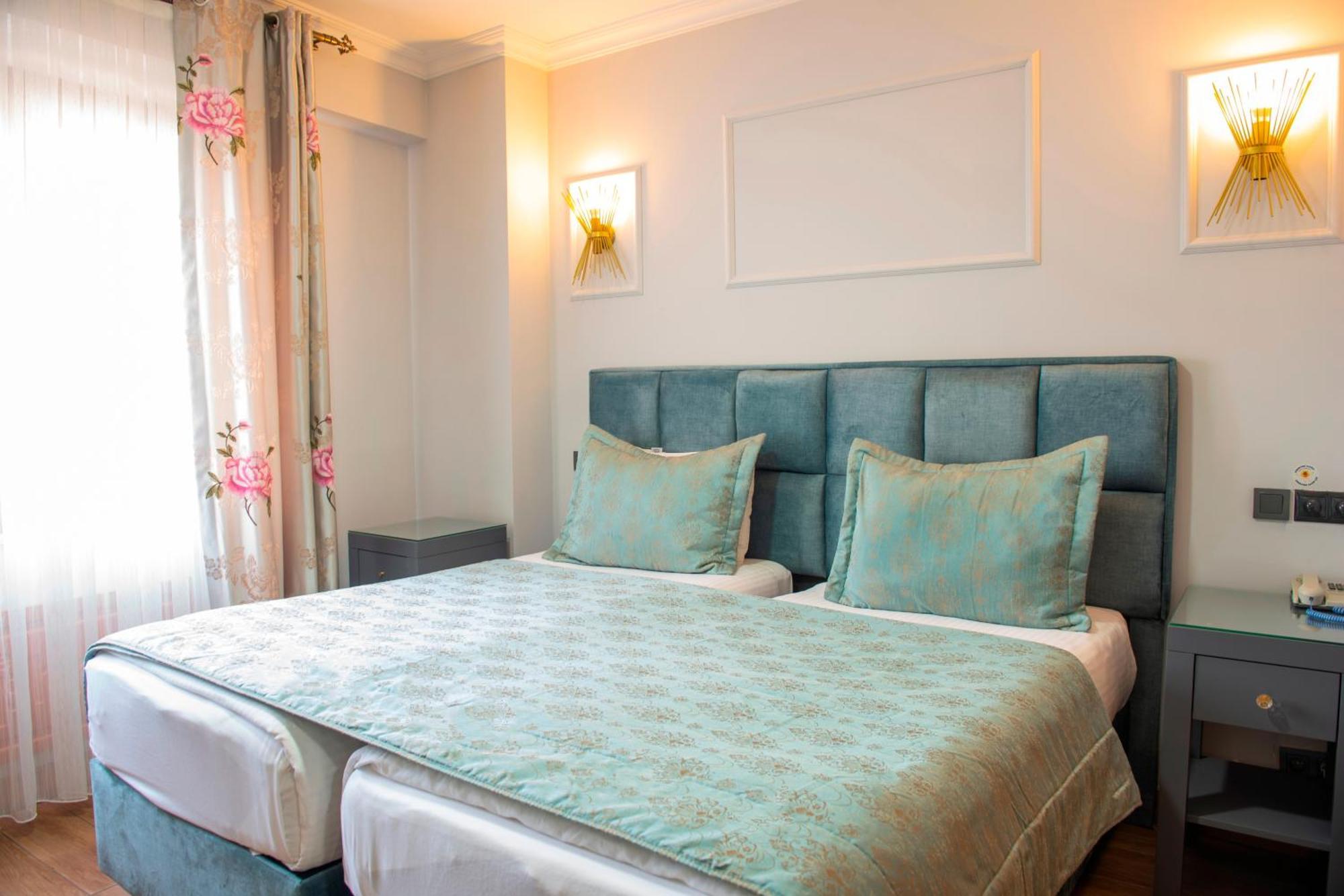 Hotel Daphne, Istanbul